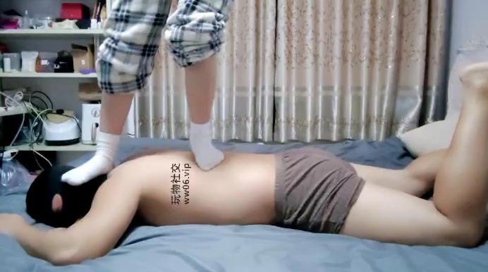 小羊咩咩白袜脚踩踏踢裆/藤条抽 JS241206-34