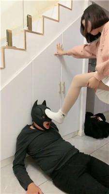 珂儿小主双S-皮鞋白袜+黑丝高跟虐哭奶狗 bf47889