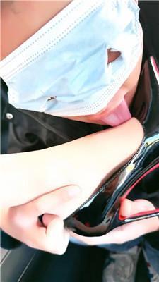 丽娜车内调-舔高跟/肉丝脚深喉 JS241207-7