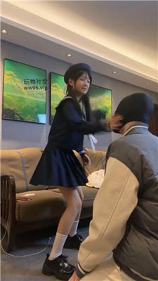 狗哥可爱水手服虐-皮鞋白袜脚跳踩 bf47887