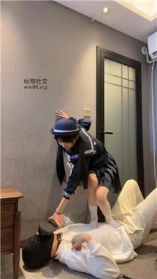 狗哥可爱水手服虐-皮鞋白袜脚跳踩 bf47887