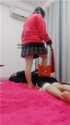 阿霞连环鞭打跑骚奴 JS241216-13