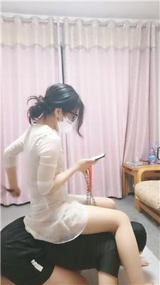 珍惜女王转胯遛狗/口塞/喂口水/脚喂食 bf48322