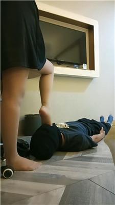 萌宝儿酸臭脚丫捂脸窒息 JS241216-22