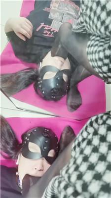 璃茉老师母畜-跪舔原味毛巾袜/伺候沐足/骨头口塞 JS241216-7