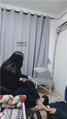 上海汤圆原味白袜脚蹂躏继父奴    241215-6