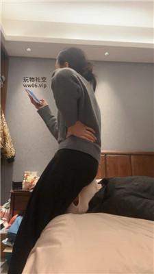 【爱秀套图】【猴歌】连环耳光/坐脸窒息JS241214-4