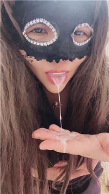 蜜桃琪主寂寞少妇的脚下奴    241213-9