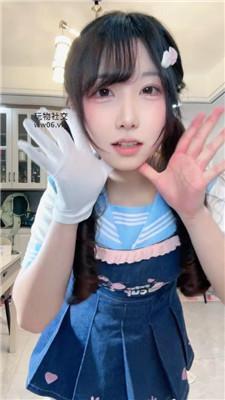 极品幼斯木乃伊捆绑/袜子塞嘴皮鞋白丝踩踏 bf48211