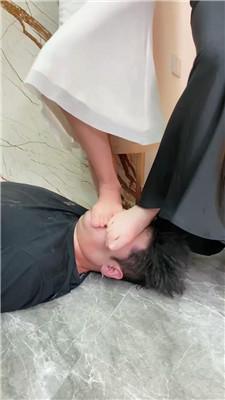 麋鹿银儿双S-全网超强深喉/脚耳光踩踏/骑马驯化 JS241213-35