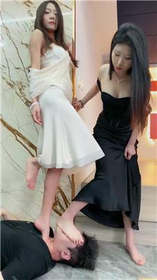 麋鹿银儿双S-全网超强深喉/脚耳光踩踏/骑马驯化 JS241213-35