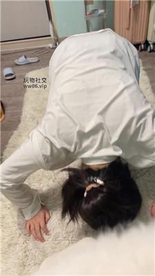 【爱秀套图】【沐沐大大】闺蜜犬伺候我就寝JS241212-30