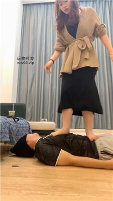 妍琦重度sp/清理脏鞋/全体重踩/抽耳光 JS241212-37