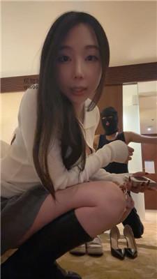 【爱秀套图】【缈缈】重度连环踢裆/舔脏长靴/闻鞋闻船袜bf48154