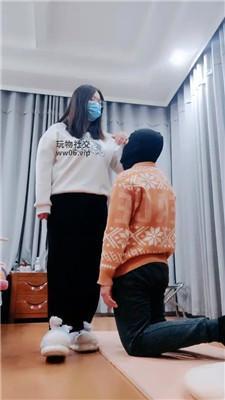 【爱秀套图】【拽拽】跪舔脏毛拖鞋棉袜/踩踏JS241212-31