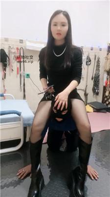 蓝汐长靴黑丝踩踏/鞭打/踢裆骑马 bf48141