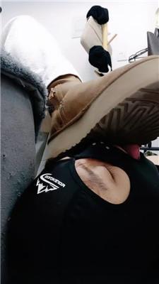 玥野兔近距离-清理脏鞋底/闻舔白棉袜 bf48136