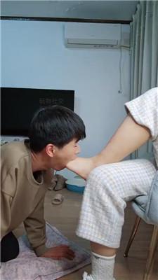 桃桃樱调奶狗-原味白棉袜裸足狂舔 JS241221-18