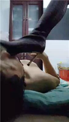 可盐甜长靴黑丝踩踏家奴完整版 JS241222-10