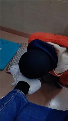 奇了怪了哥哥喜欢超脏运动鞋棉袜 JS241222-16