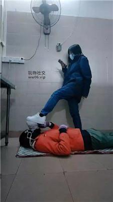 奇了怪了哥哥喜欢超脏运动鞋棉袜 JS241222-16