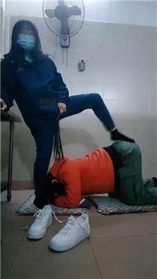 奇了怪了哥哥喜欢超脏运动鞋棉袜 JS241222-16