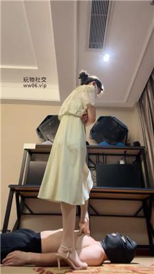 【爱秀套图】【诗诗】高跟肉丝美腿跳踩bf48450