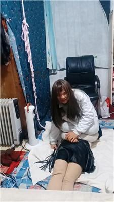 伪娘和人妻黑丝玩虐蓬头垢面的骚奴 JS241221-9