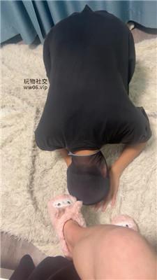 【爱秀套图】【小凤梨】旗袍女神S-踩踏藤条虐打bf48480