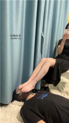 小凤梨旗袍女神S-踩踏藤条虐打 bf48480