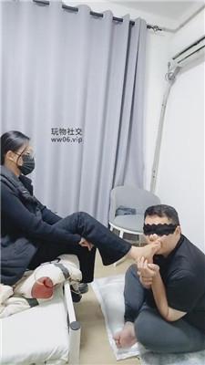 上海汤圆原味白袜臭脚踩虐    241216-1