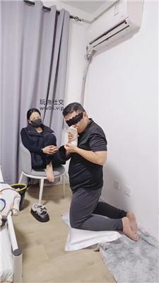 上海汤圆原味白袜臭脚踩虐    241216-1