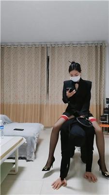 心理学鞭打踩踏/黑丝高跟虐杀/转胯狗爬 bf48350