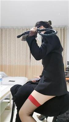 心理学鞭打踩踏/黑丝高跟虐杀/转胯狗爬 bf48350