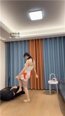 松紫散打女神把教练当靶子 bf48348