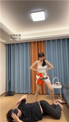 松紫散打女神把教练当靶子 bf48348