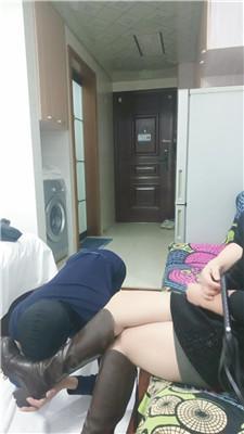 颜熙重度鞭打/胯下辱/舔长靴臭脚丫 JS241231-19