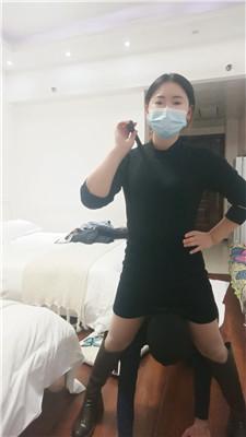 颜熙重度鞭打/胯下辱/舔长靴臭脚丫 JS241231-19