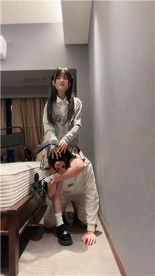 狗哥JK妹妹S-皮鞋白袜踩虐气味辱 bf48897