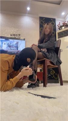 【爱秀套图】【咏慈】学生妹高跟黑丝踩虐/咬肉之刑bf48913