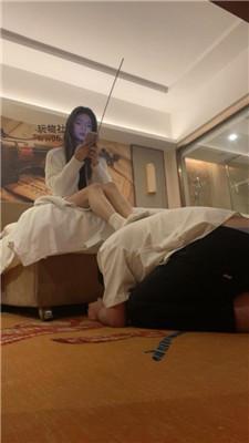 沐沐大大皮鞋白袜踩虐气味辱/藤条鞭打 JS250101-5