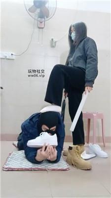 奇了怪了马丁靴女神的脚下奴 JS250101-15