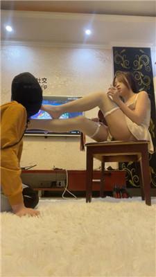 咏慈坐脸窒息/白丝踩踏鞭打 bf48935