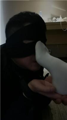 乔伊沉浸式舔闻素人姐姐的运动鞋白袜双视角版JS250101-10