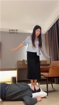 子熙大人玉足碾压狗头/鞭打恋足舔/赏赐圣水双视角版 bf48906