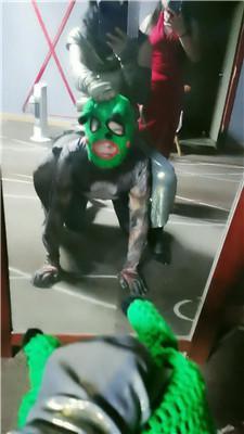 滢滢双S-囚禁狗笼/舔臭脚/鞭打踩踏/转胯狗爬双视角版JS241231-29