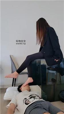 少司命狂舔素人脚丫/脚耳光 JS250101-1