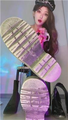 司宁青香水灯    241231-3