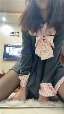 咏慈学生妹皮鞋黑丝踩虐 bf48919