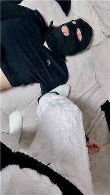 小羊咩咩白袜脚蹂躏家奴 JS241230-21